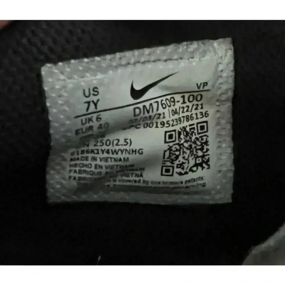 Nike Giannis Immortality Basketball Shoes - Size 7Y - Picture 11 of 12